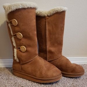 Dooballoo fur boots